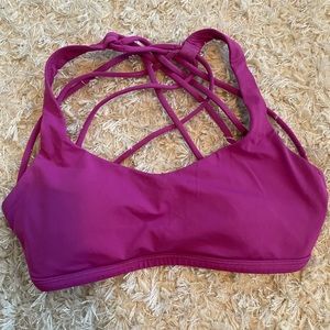 Lululemon sports bra